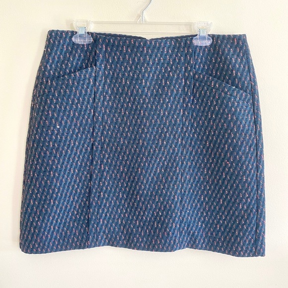 LOFT Dresses & Skirts - Loft Navy Printed Jacquard Skirt Sz 12